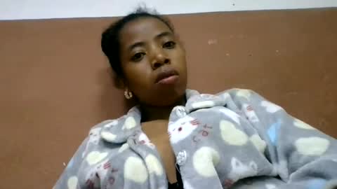 prisca880319 online show from 07-27-26, 06:48