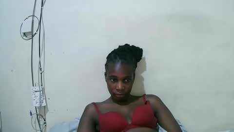 pritty_amber online show from 04-13-26, 11:48