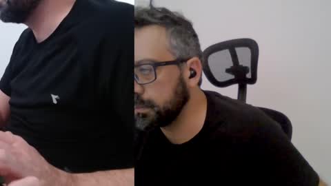 Snapshot of professional_manbd chatting on 01-04-25, 01:42 Professional manBD online show from 01-04-25, 01:42