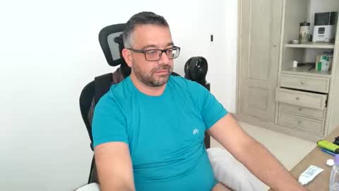 Snapshot of professional_manbd chatting on 10-25-25, 06:35 Professional manBD online show from 10-25-25, 06:35