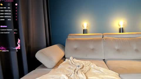 Raven  but you can call me sweetie or honey too  online show from 12-15-24, 07:53