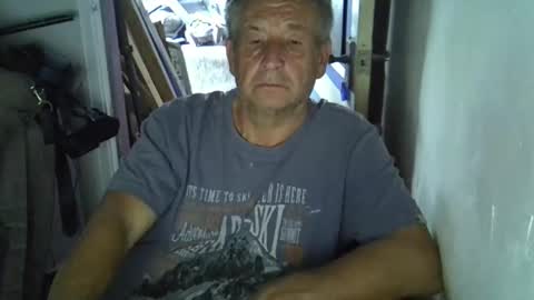 projectorepson online show from 09-08-25, 05:56