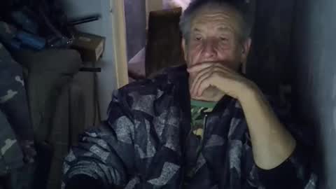 projectorepson online show from 11-04-25, 06:18