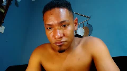 Grande y Gruesa online show from 01-11-25, 09:36