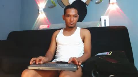 Snapshot of prometo23cm chatting on 07-04-26, 03:24 Grande y Gruesa online show from 07-04-26, 03:24