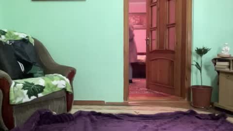 Snapshot of proud_sweet_21 chatting on 11-25-25, 12:32 proud sweet 21 online show from 11-25-25, 12:32