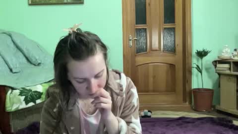 Snapshot of proud_sweet_21 chatting on 12-03-25, 12:07 proud sweet 21 online show from 12-03-25, 12:07