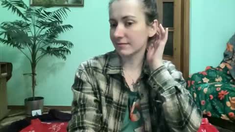 Snapshot of proud_sweet_21 chatting on 05-11-26, 12:16 proud sweet 21 online show from 05-11-26, 12:16