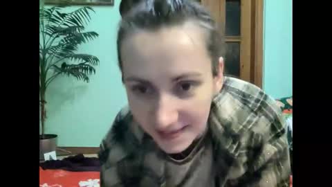 Snapshot of proud_sweet_21 chatting on 06-05-26, 11:32 proud sweet 21 online show from 06-05-26, 11:32
