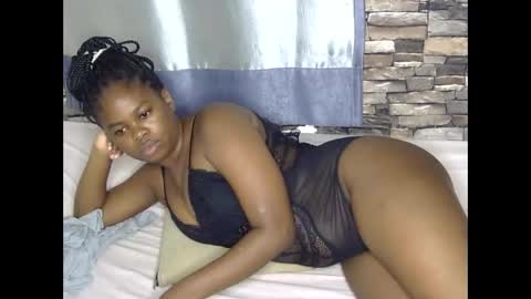 Snapshot of prretyface chatting on 05-18-26, 02:29 prretyface online show from 05-18-26, 02:29