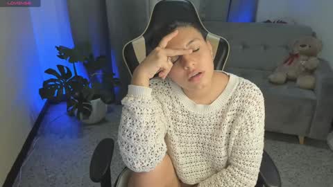 Snapshot of prvncessa_10 chatting on 01-14-25, 05:08 INDEPENDENT MODEL online show from 01-14-25, 05:08