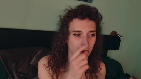 prxscillia_tx online show from 03-11-25, 07:48