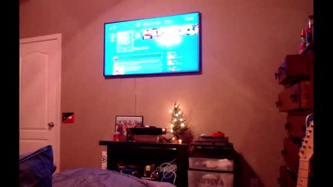 Snapshot of psilocipher chatting on 01-08-25, 01:42 Sk8wave online show from 01-08-25, 01:42