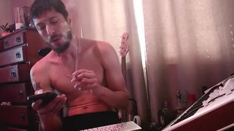 Snapshot of psilocipher chatting on 10-16-25, 03:02 Sk8wave online show from 10-16-25, 03:02