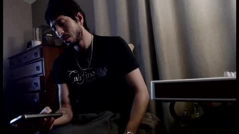 Snapshot of psilocipher chatting on 12-05-25, 11:30 Sk8wave online show from 12-05-25, 11:30