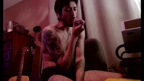 Snapshot of psilocipher chatting on 12-15-25, 11:36 Sk8wave online show from 12-15-25, 11:36