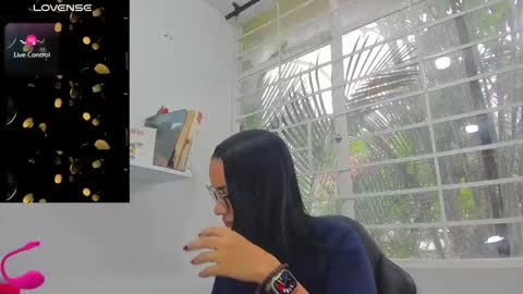 Snapshot of psique_naughty2 chatting on 03-12-25, 06:22 psique_naughty2 online show from 03-12-25, 06:22