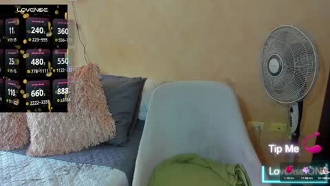 psique_naughty2 online show from 03-25-26, 06:03