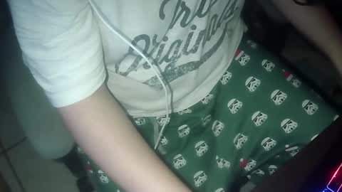 your mysterious man online show from 04-01-26, 02:56