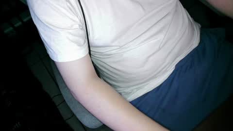 Snapshot of pt35l chatting on 07-21-26, 02:58 your mysterious man online show from 07-21-26, 02:58