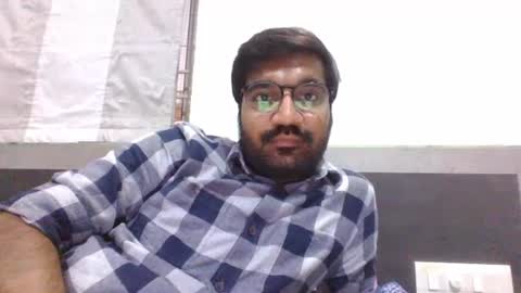 Snapshot of ptl1711 chatting on 02-04-25, 01:06 ptl1711 online show from 02-04-25, 01:06