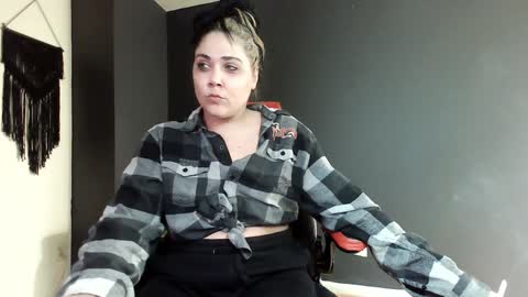 Krystle online show from 01-20-25, 03:04