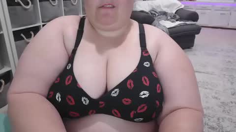 Puggie -  online show from 01-25-25, 11:11