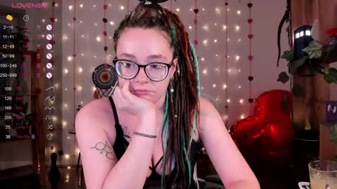 Snapshot of pumbazaebumba chatting on 02-08-25, 01:22 Alisa lack of vitamin D online show from 02-08-25, 01:22