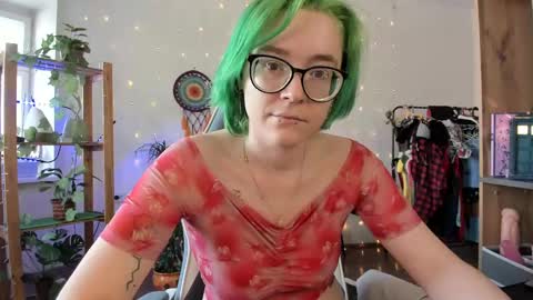 Snapshot of pumbazaebumba chatting on 03-03-25, 07:54 Alisa lack of vitamin D online show from 03-03-25, 07:54