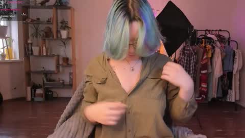 Snapshot of pumbazaebumba chatting on 09-09-25, 10:37 Alisa lack of vitamin D online show from 09-09-25, 10:37