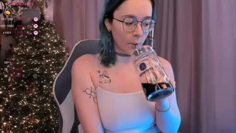 Snapshot of pumbazaebumba chatting on 12-23-25, 09:07 Alisa lack of vitamin D online show from 12-23-25, 09:07