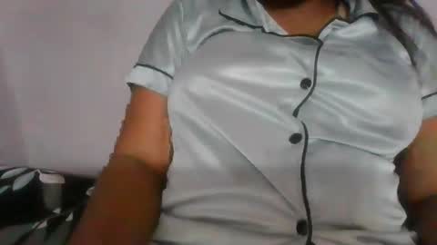 Snapshot of puneripiya chatting on 12-29-24, 05:01 sania 141414 online show from 12-29-24, 05:01