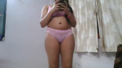 Snapshot of puneripiya chatting on 01-23-25, 04:15 sania 141414 online show from 01-23-25, 04:15