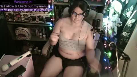 Pup Cup69 online show from 11-20-25, 09:03