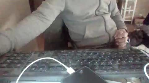 pup_y online show from 12-23-25, 10:46