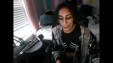 Snapshot of puppygirltoast chatting on 09-19-25, 09:48 puppygirltoast online show from 09-19-25, 09:48