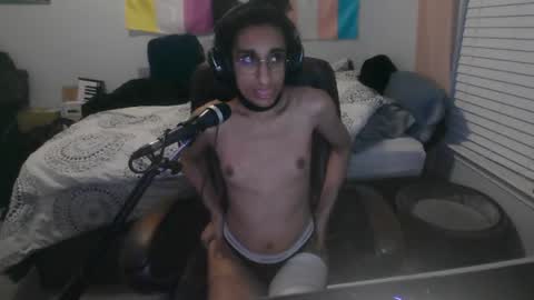 Snapshot of puppygirltoast chatting on 06-14-26, 01:03 puppygirltoast online show from 06-14-26, 01:03