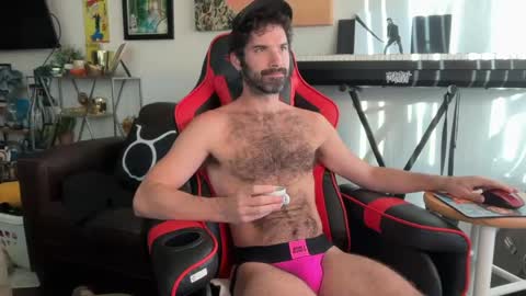 Pup Scritch online show from 05-19-26, 02:01