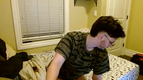 Snapshot of pupvex chatting on 03-06-26, 03:25 Vander Waals online show from 03-06-26, 03:25