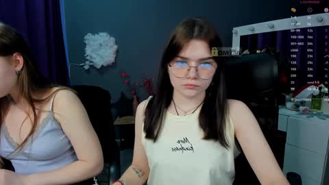 Snapshot of pure_radiance chatting on 01-10-25, 12:36 Ask me3 online show from 01-10-25, 12:36