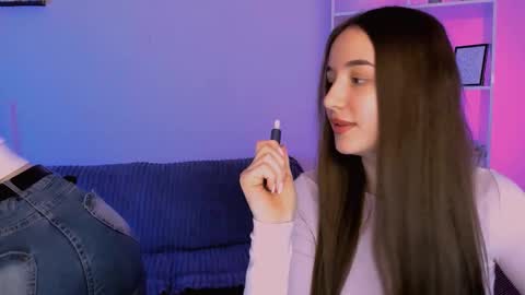 Snapshot of pure_radiance chatting on 12-04-25, 09:40 Ask me3 online show from 12-04-25, 09:40