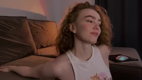 Marie online show from 03-02-25, 08:27