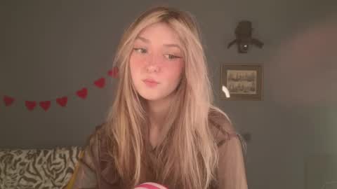 Bella online show from 04-09-26, 05:40