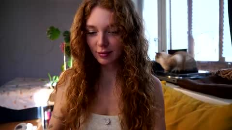 Snapshot of purple_baby chatting on 05-01-26, 03:16 Sasha wait you here 6 of November. will celebrate my B- day online show from 05-01-26, 03:16