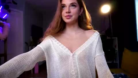 Snapshot of purple_baby chatting on 05-07-26, 12:43 Sasha wait you here 6 of November. will celebrate my B- day online show from 05-07-26, 12:43