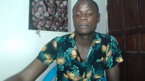 Snapshot of purple_hearts chatting on 02-16-26, 02:51 purple_hearts online show from 02-16-26, 02:51