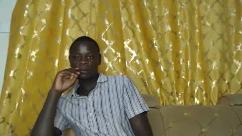 Snapshot of purple_hearts chatting on 02-20-26, 03:25 purple_hearts online show from 02-20-26, 03:25