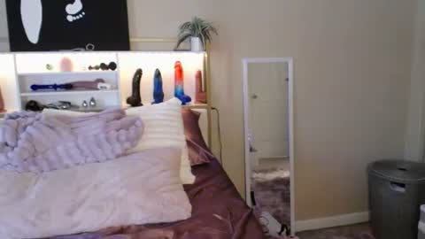 Snapshot of purple_sub chatting on 10-09-25, 03:54 Purple online show from 10-09-25, 03:54