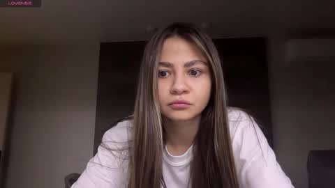 Snapshot of purrpaw chatting on 02-24-26, 02:53 Zendaya online show from 02-24-26, 02:53