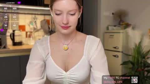 Aileen online show from 10-22-25, 07:24